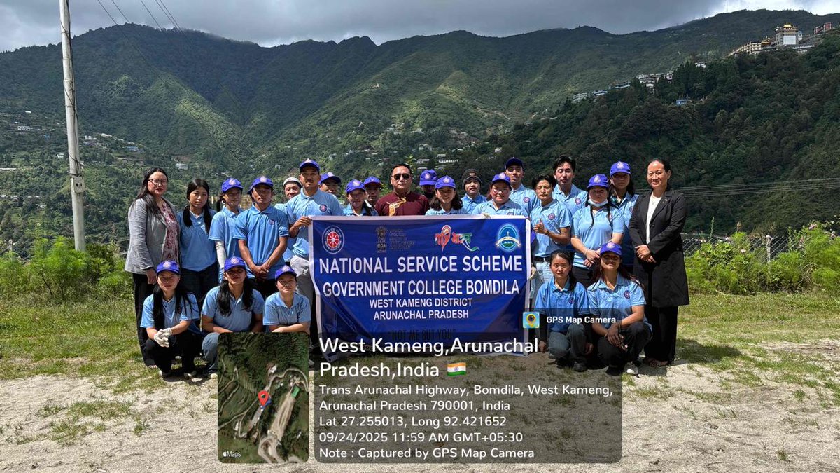 GCBNSSunit's tweet photo. On NSS Day, we commemorated the occasion by organising cleanliness drive at the college as part of the "Swachhata Hi Seva" campaign. https://t.co/dMep2SaL9U