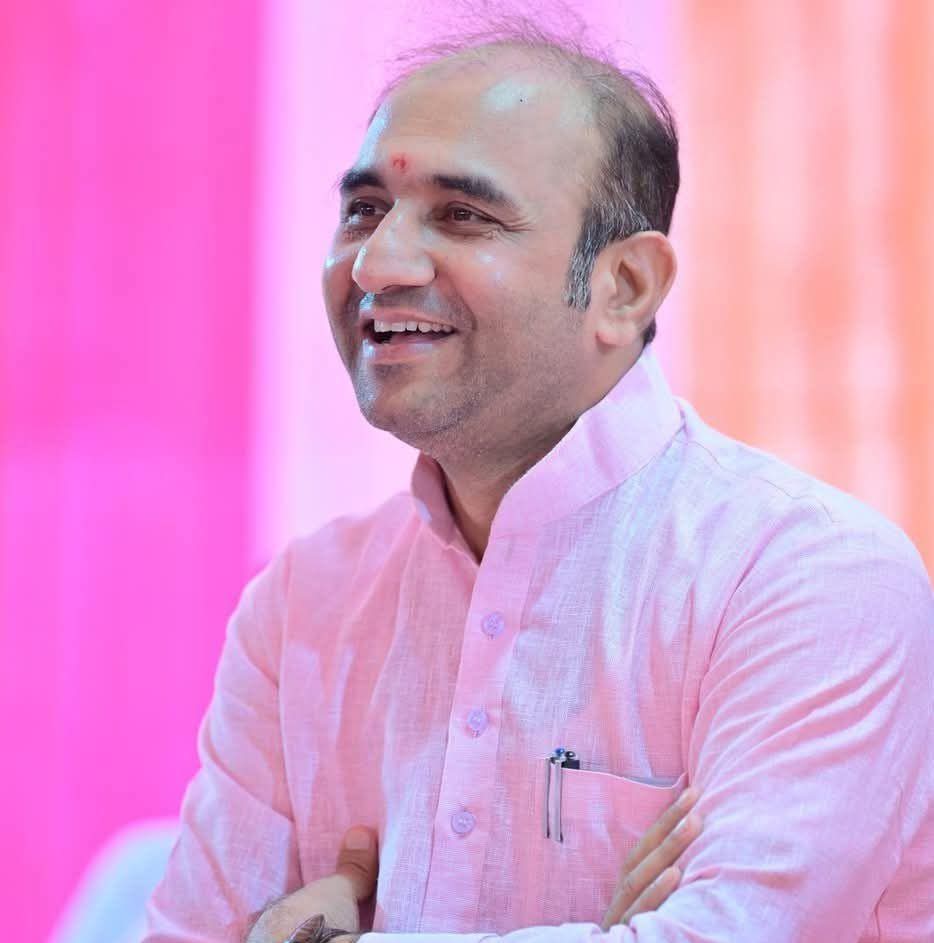 रानीवाड़ा विधायक श्री रतन देवासी जी को जन्मदिन की हार्दिक बधाई शुभकामनाएँ ।

मैं ईश्वर से आपके उत्तम स्वास्थ्य एवं दीर्घायु जीवन की कामना करता हूं।
<a href="/RatanDevasiINC/">Ratan Devasi</a>