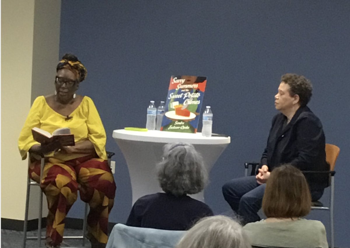 AlsipMP_Library's tweet image. Last night we shared an impressive evening with Tracy Clark and Sandra Jackson-Opoku, author of the cozy mystery Savvy Summers and the Sweet Potato Crimes.
We had the privilege to experience a short reading, a superb dual interview, and a raffle. #ilovemylibrary