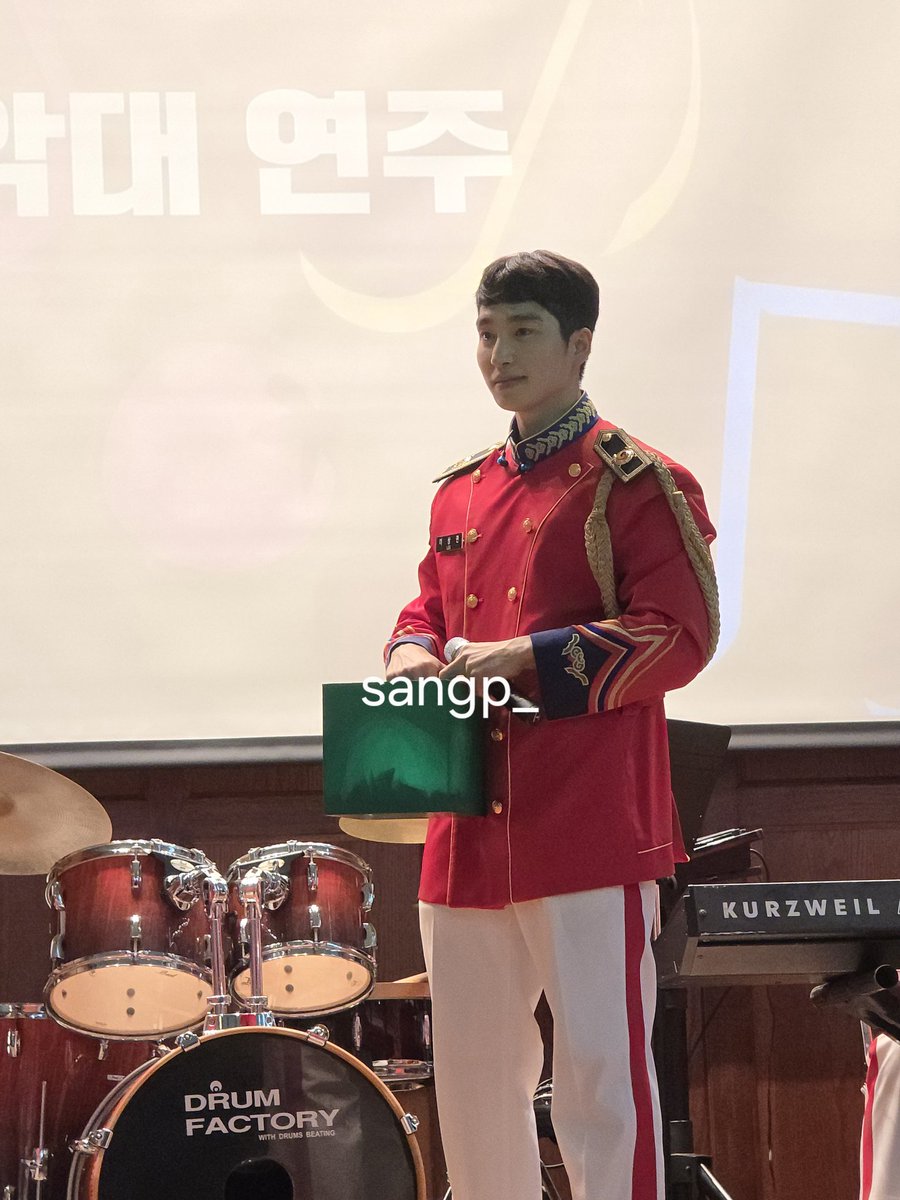 sangP_'s tweet photo. 행운 추첨연 왜 제 번호는 안뽑힌거죠🤧 https://t.co/uDjFetY657
