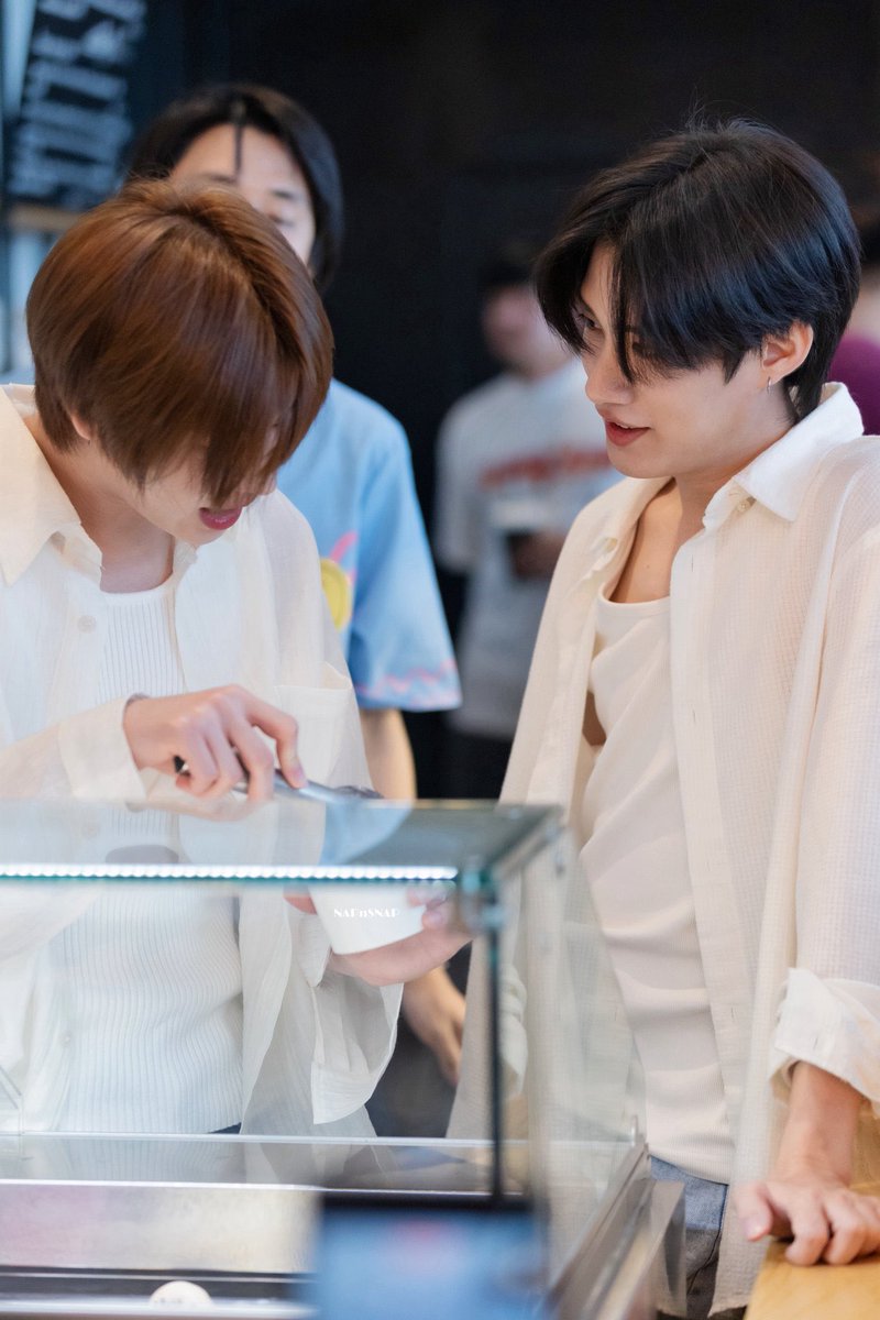 เฟิ้ดอ้วม tweet media