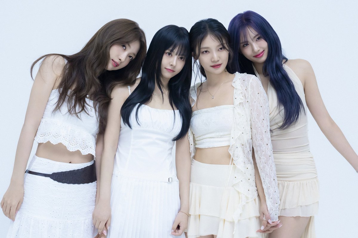 PRELIMINARY VOTING has begun, this is the nomination: 

🏆 Popularity Award (Girl Group Group): #EVERGLOW
🗓️ Preliminary (Idol Champ): Sept 24–Oct 13 → Top 10 advance
🗓️ Final (Idol Champ): Oct 16–Nov 5
🎯 Stay in the top 10! 💪