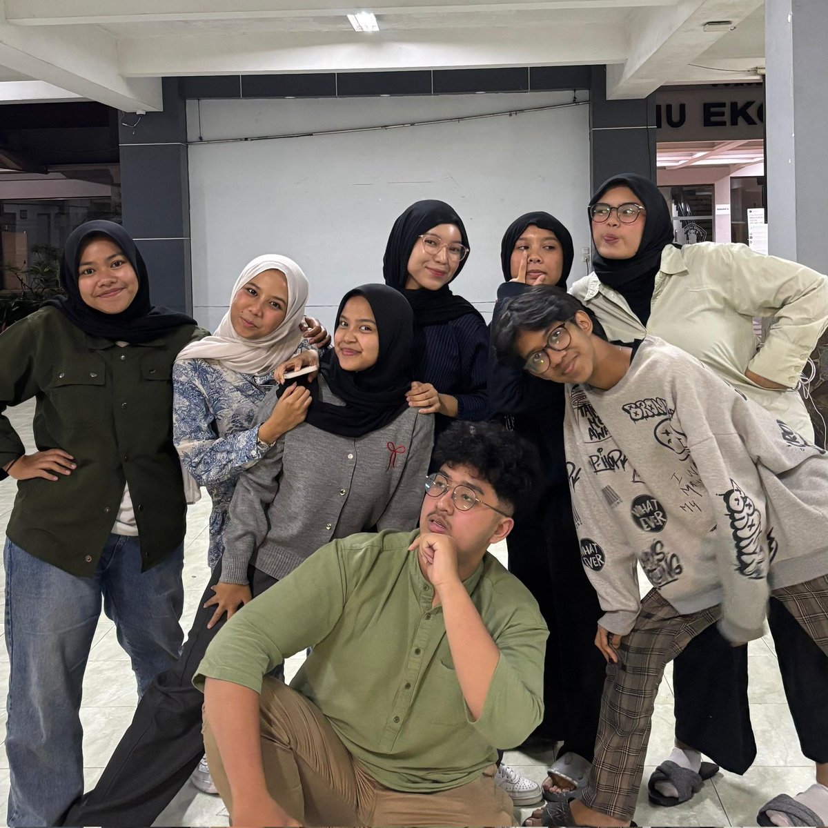 nnarsjjdee's tweet photo. gladi imut https://t.co/H2PxMBBL6o