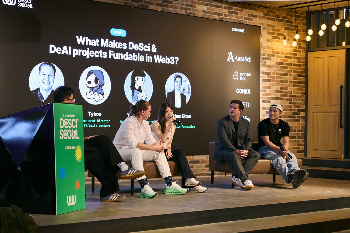 Hippo_Protocol's tweet image. 🔥 #DeSciSeoul was a huge success!
Over 5x more attendees than last year — DeSci is heating up fast. AI builders &amp;amp; industry teams joined in, making the energy even stronger. 
Big spotlight on @BioProtocol, while last year’s co-host @ResearchHub just got listed on @Coinbase…