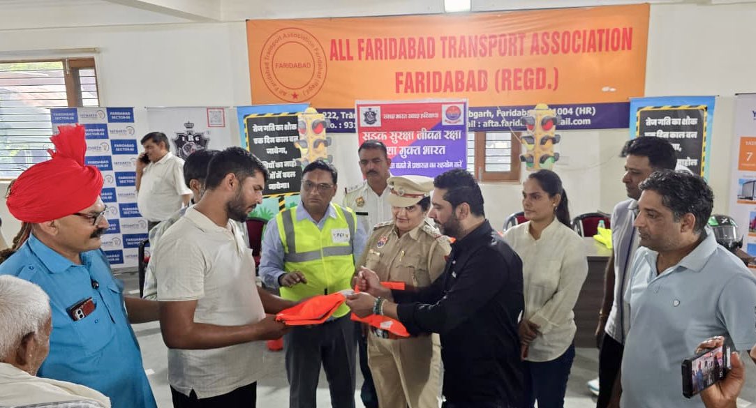 People’s Police - Faridabad Police (@fbdpolice) on Twitter photo #फरीदाबाद_ट्रैफिक पुलिस, इंडिपेंडेंट राइडर ग्रुप, टीसीआई सेफ सफर और यथार्थ अस्पताल ने संयुक्त रूप से ट्रांसपोर्ट नगर, सेक्टर 58, फरीदाबाद में #सड़क_सुरक्षा #जागरूकता कार्यक्रम का आयोजन किया गया ।<a href="/fbdcitizens/">Citizens of Faridabad</a> <a href="/police_haryana/">Haryana Police</a> #फरीदाबाद_ट्रैफिक पुलिस, इंडिपेंडेंट राइडर ग्रुप, टीसीआई सेफ सफर और यथार्थ अस्पताल ने संयुक्त रूप से ट्रांसपोर्ट नगर, सेक्टर 58, फरीदाबाद में #सड़क_सुरक्षा #जागरूकता कार्यक्रम का आयोजन किया गया ।<a href="/fbdcitizens/">Citizens of Faridabad</a> <a href="/police_haryana/">Haryana Police</a>