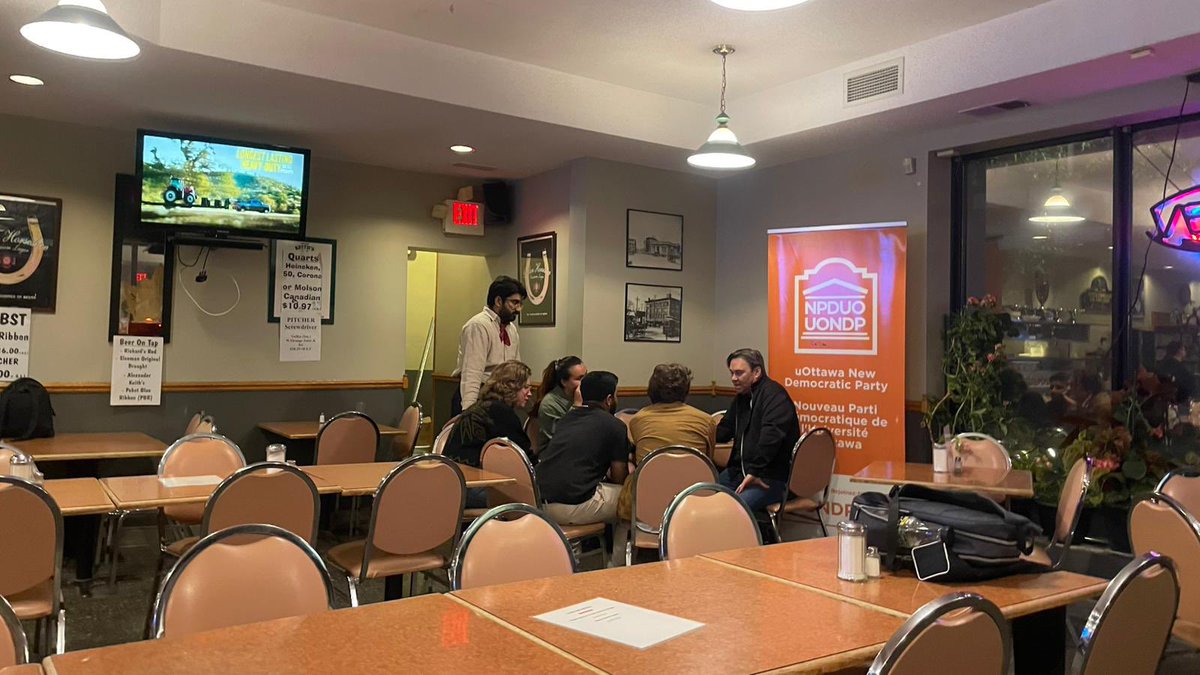 Thanks to <a href="/DonDavies/">Don Davies</a> for sticking around late to talk to everyone at the latest <a href="/UONDP/">NPDUO / / UONDP</a>-<a href="/CarletonNDP/">Carleton University NDP</a> event, had one of the most interesting, informative discussions I’ve had the opportunity to take part in!