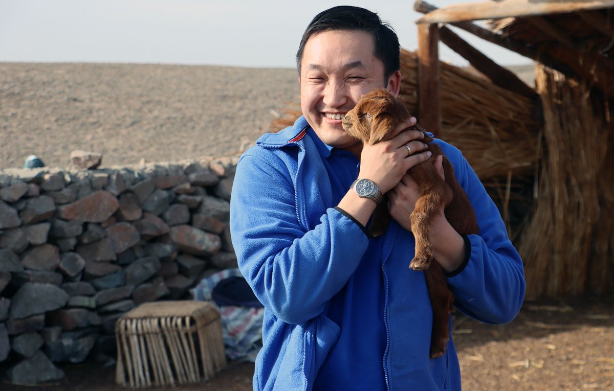 UNDPCareers's tweet image. Erdenesukh Otgonbayar grew up in rural Mongolia, herding animals and listening to the wisdom of the mountains. Today, he’s UNDP Mongolia’s Communications Lead - bridging local realities with global action. 

Read his story here: buff.ly/oxOjtZZ