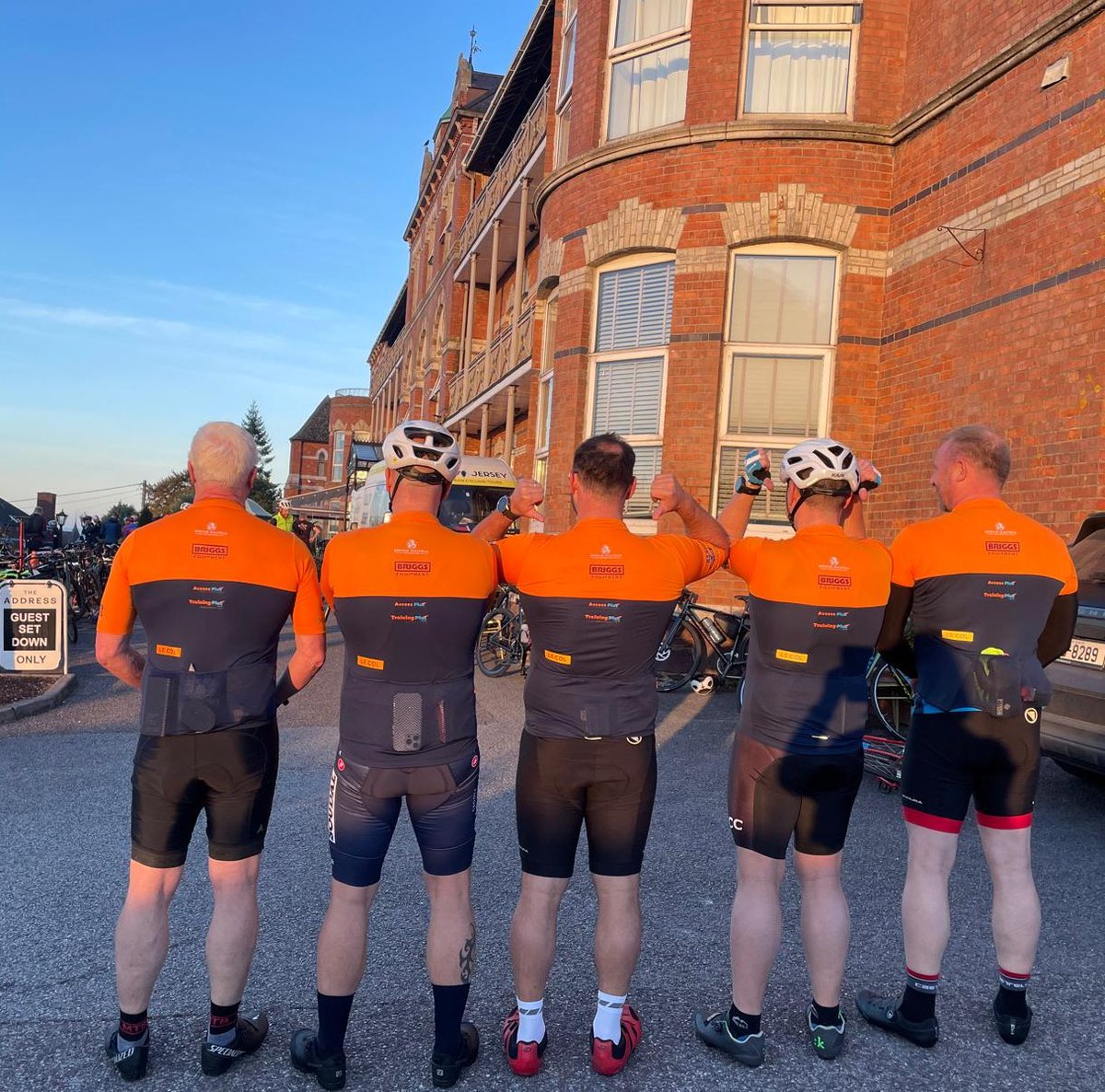 MalcolmGroup's tweet image. 🚴‍♂️Team Malcolm is ready to start their journey from Cork to Dublin as part of @TransaidOrg highly anticipated Cycle Challenge!

Once again, a huge thank you to our generous sponsors for their continued support!

#CycleChallenge #TransaidC2D25 #Transaid #TheMalcolmGroup
