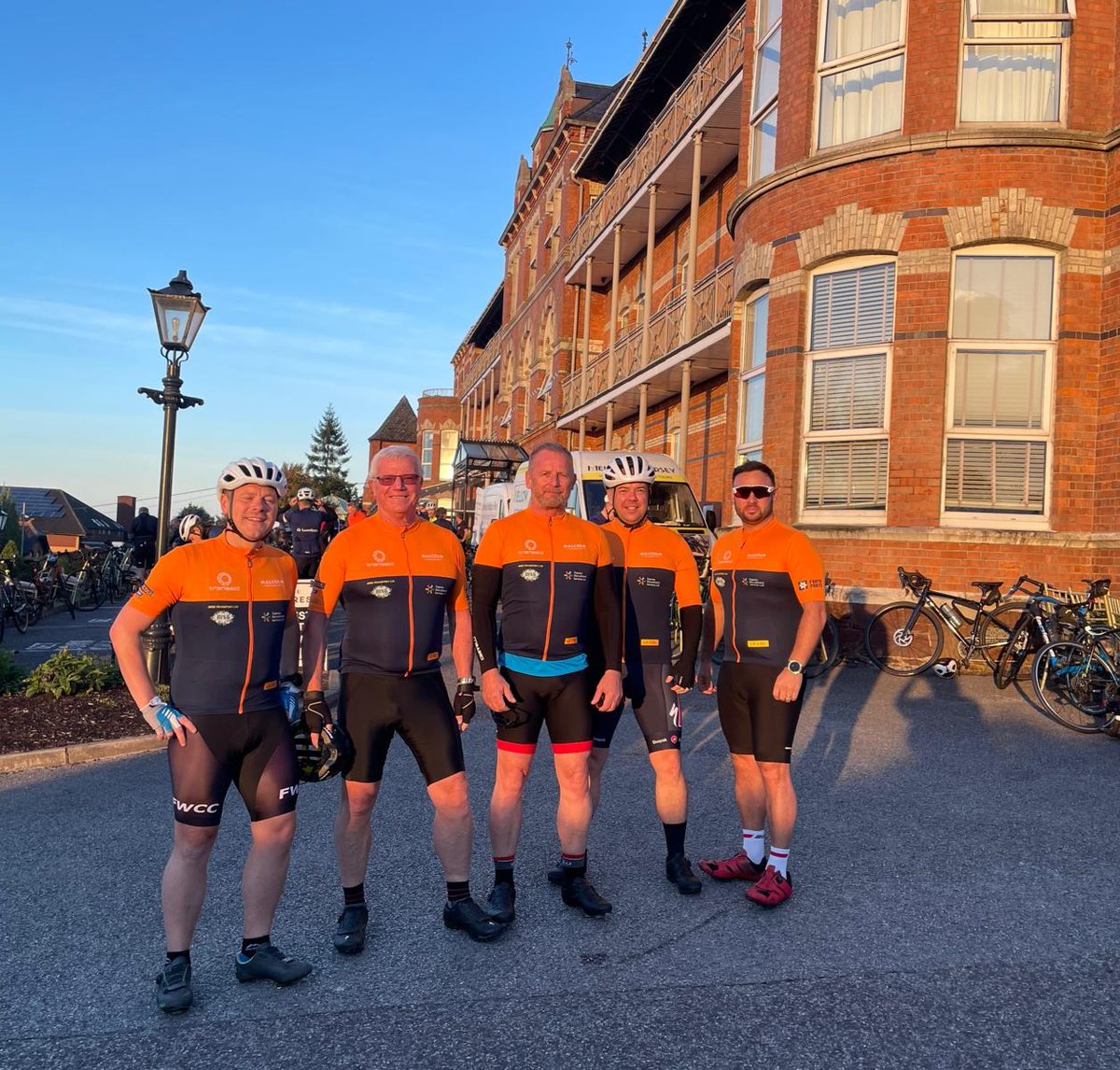 MalcolmGroup's tweet image. 🚴‍♂️Team Malcolm is ready to start their journey from Cork to Dublin as part of @TransaidOrg highly anticipated Cycle Challenge!

Once again, a huge thank you to our generous sponsors for their continued support!

#CycleChallenge #TransaidC2D25 #Transaid #TheMalcolmGroup