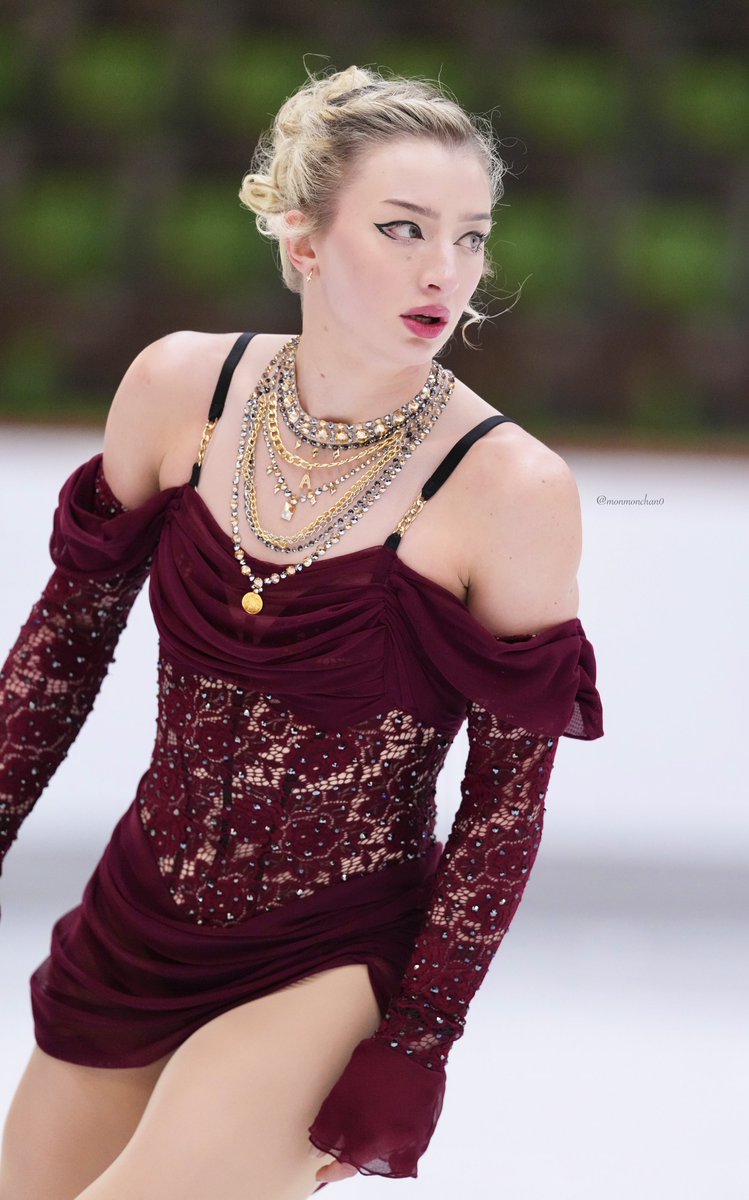 🐶멍 (@monmonchan0) on Twitter photo Nebelhorn Trophy 2025
Amber's costume❤️🔥✨
#AmberGlenn Nebelhorn Trophy 2025
Amber's costume❤️🔥✨
#AmberGlenn