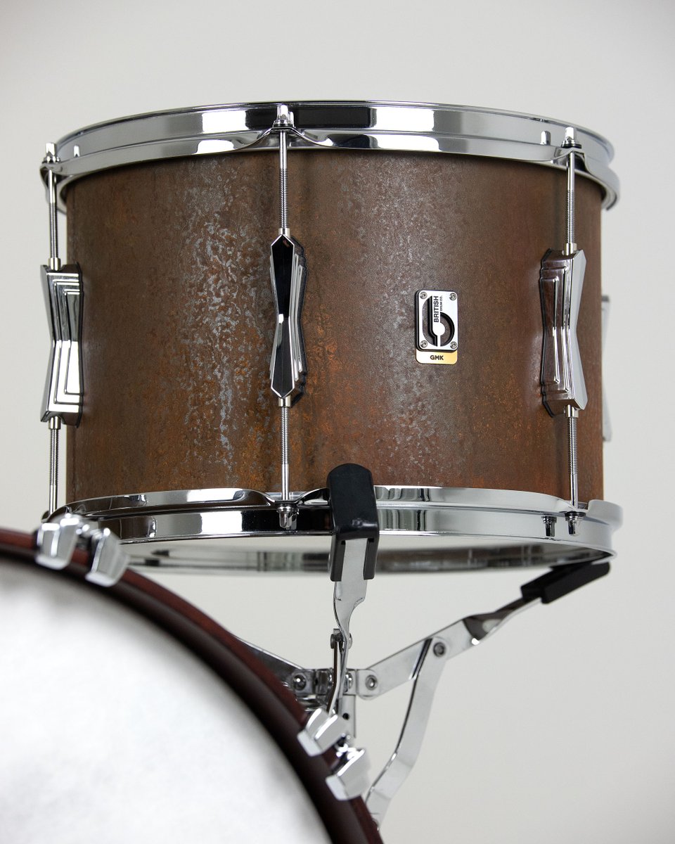 britishdrumco's tweet image. Science 🧪 + Magic 🔮 = pure drum alchemy 🥁

Here's a closer look at Gabi Kings industrial Lounge Series. Coated in real iron 🤘

#britishdrumco  #drumsetup #mahogany #madeinbritain #industrial #rustlust #coloursofrust