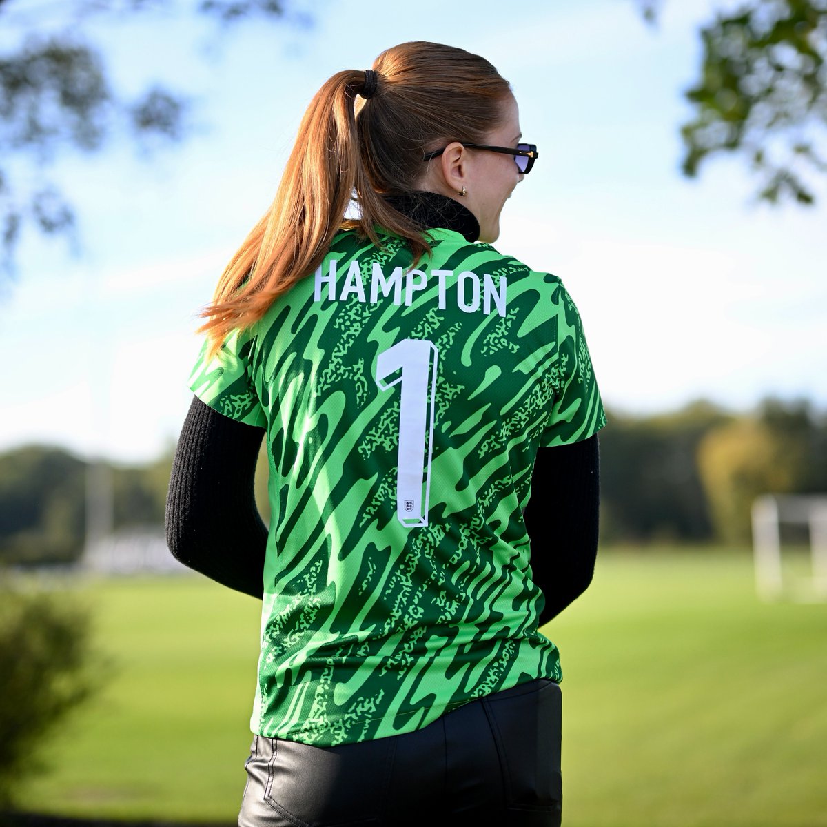 Sio repping a Hannah Hampton shirt after her Yashin Trophy win. 🥲🤝