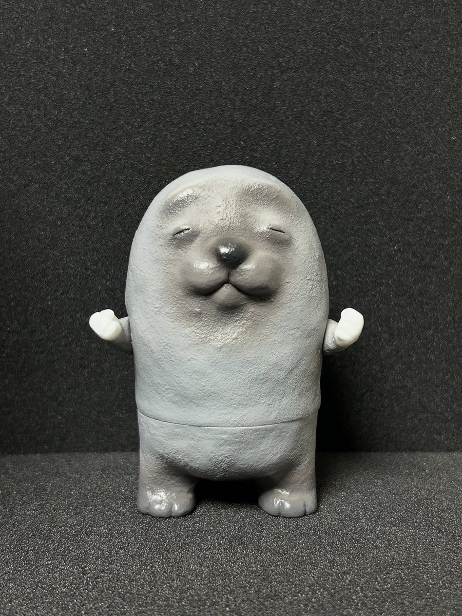 断捨離中に見つけたソフビ 最近私が集めているソフビです。 超可愛くて私に刺さりまくって