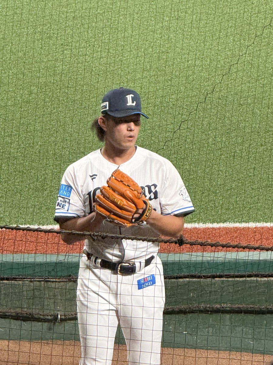 naoh7013's tweet photo. @kinshio ラッキーセブンのレオのパフォーマンスにご注目をお願いします🦁今日は今井投手ですね https://t.co/K6WgRbeiHc