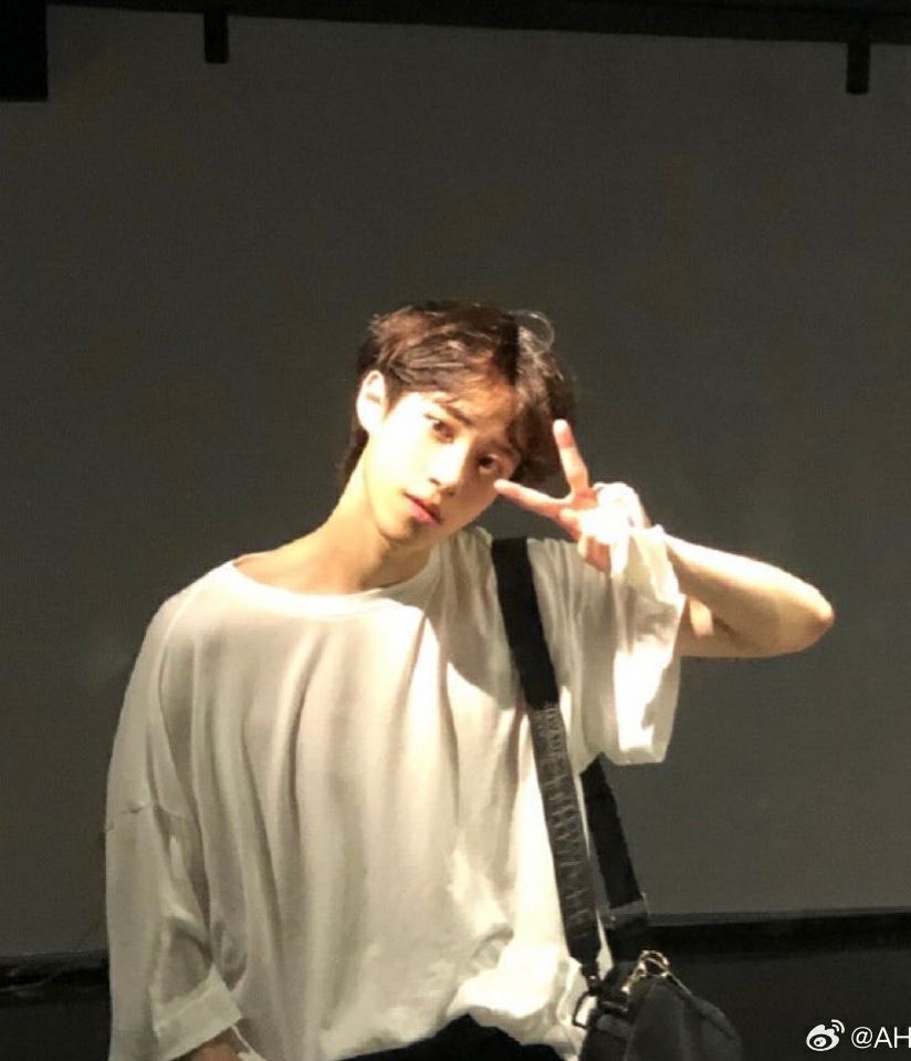 츠 tweet media