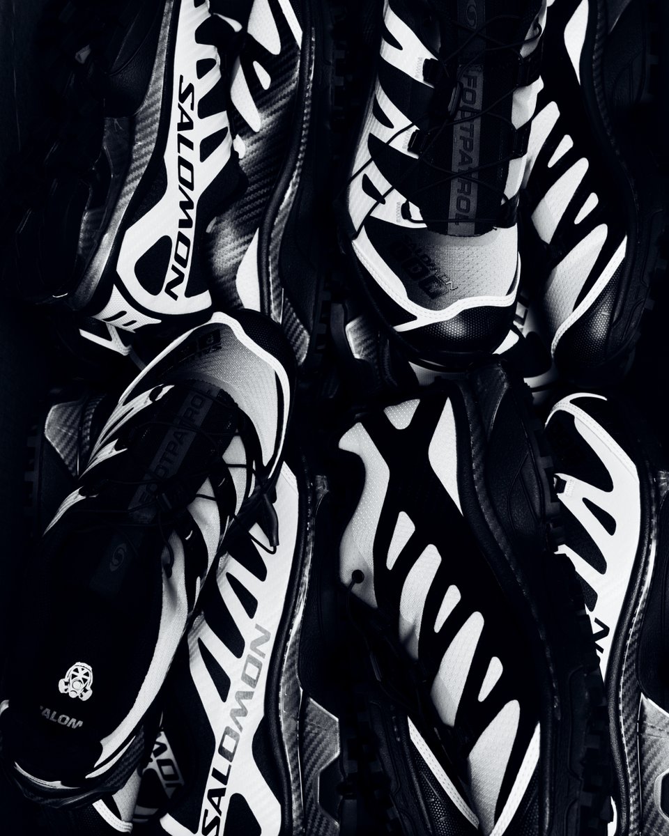 oculateuk's tweet image. Soho's OG Footwear Retailer Footpatrol (@Footpatrol_ldn) and Salomon team up for the first time with the XT-4 OG, a gradient black-and-white rework of Salomon’s technical silhouette.
oculate.uk/archives/footp…