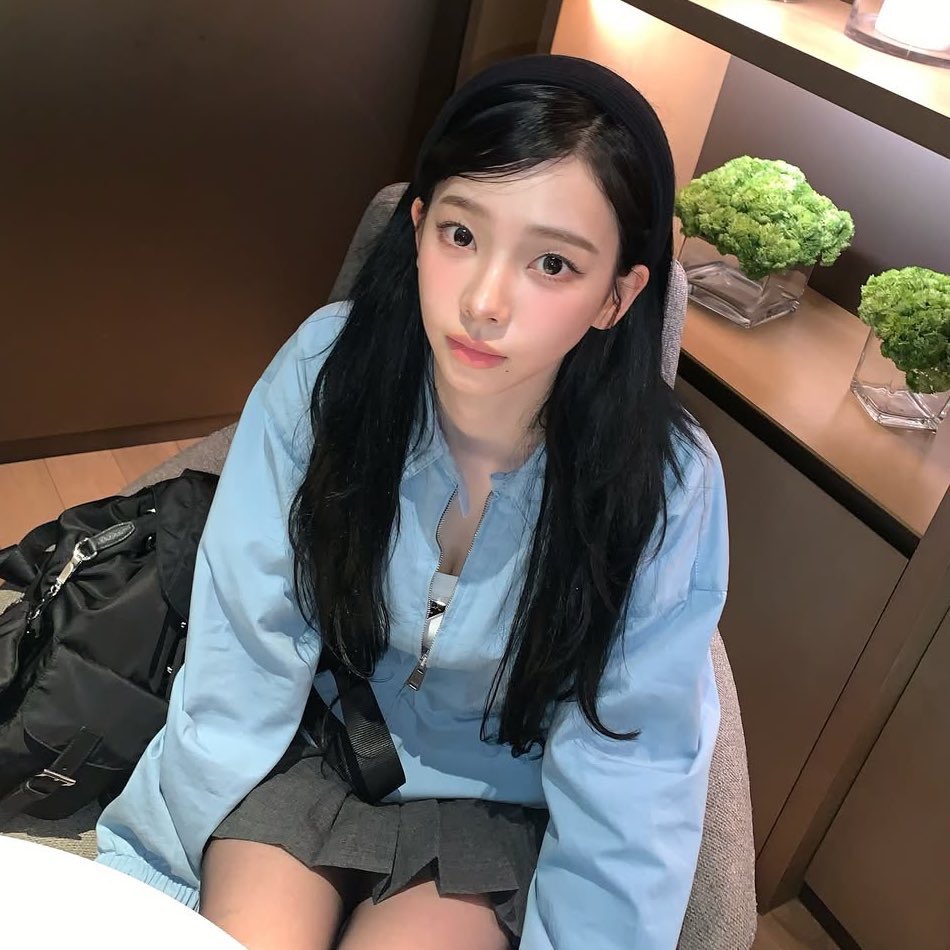 ⠀ ⠀ 0% human            ⠀ ⠀ 100% cat ≽^•⩊•^ ྀི≼