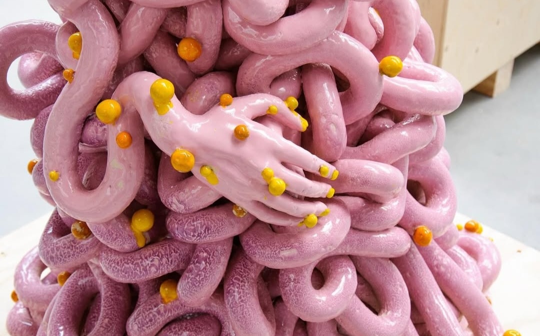 House of Rubber | The boudoir
instagram.com/houseofrubber.…
What happens when design loses its function, materials misbehave, and absurdity meets intimacy?
Te zien tijdens Manifestations 2025
18 t/m 26 okt Veemgebouw Eindhoven
2025.manifestations.nl