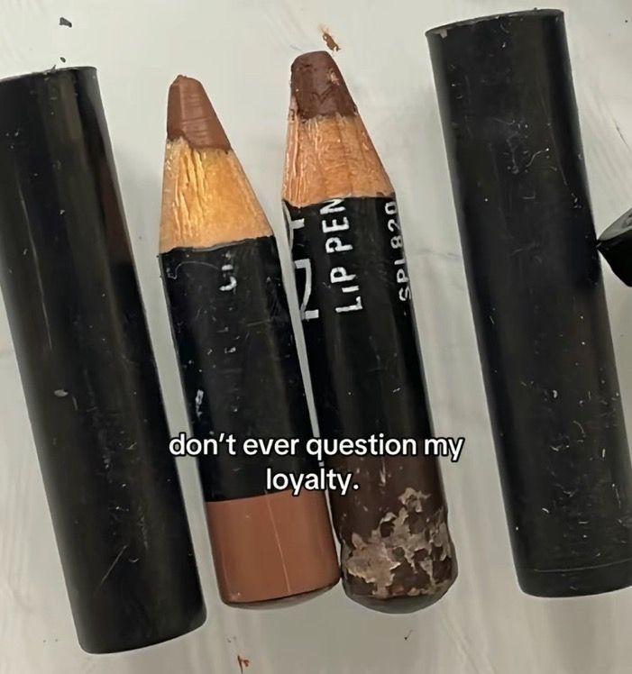 rose tweet media