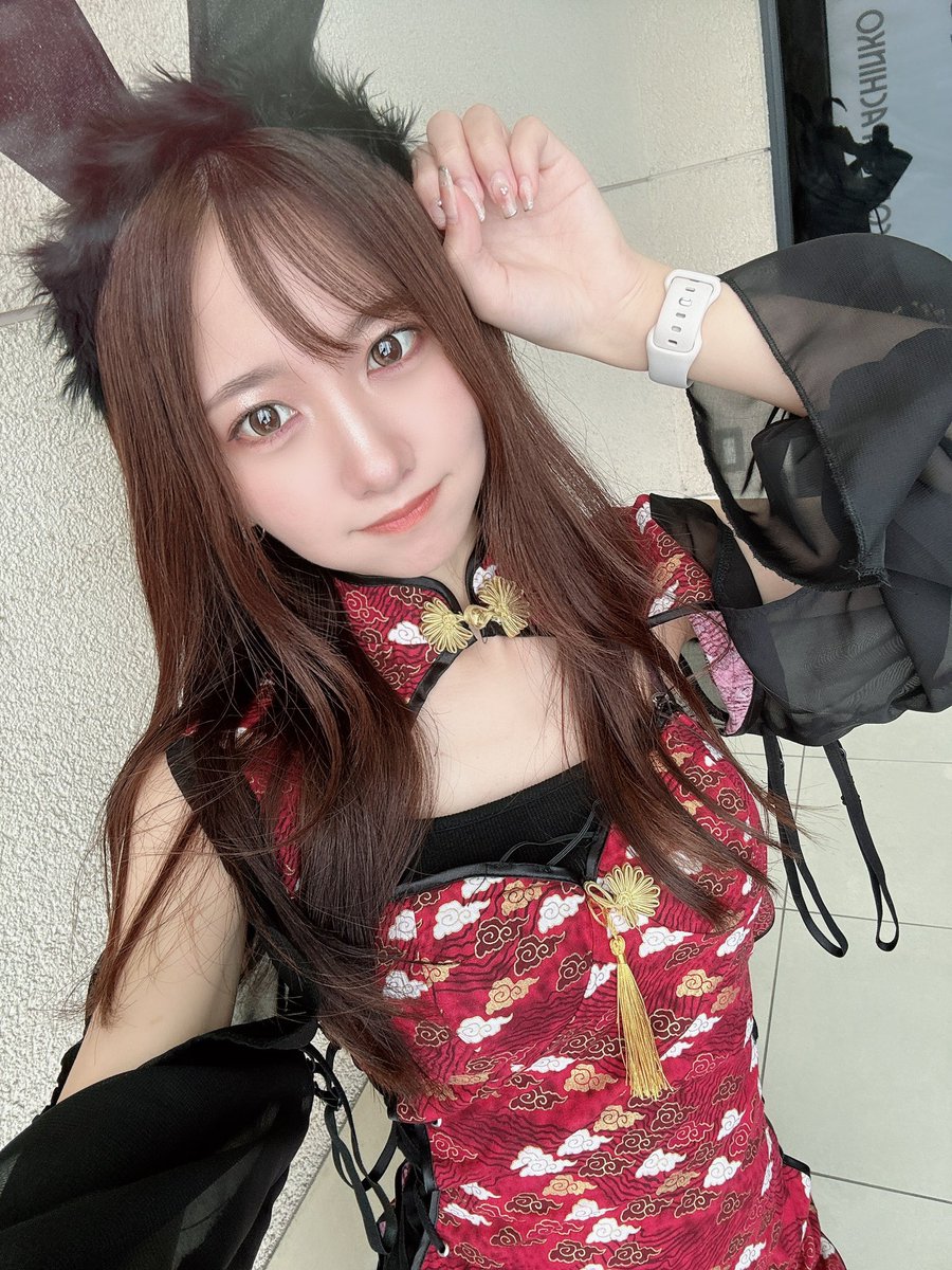【🦋来店告知🦋】
⟡.· ┈┈┈┈┈┈┈┈┈┈⟡.·
🌟 明日、9月26日(金)
📍 #DSGアリーナ高岡 店さま
⏰ 抽選(8:30) 《✨️9:00開店✨️》〜
⟡.· ┈┈┈┈┈┈┈┈┈┈⟡.·

スロット実践➕抽選お手伝い🫶🏻

この衣装でお邪魔しようかなっ👯‍♀️♥
よろしくお願いしますっꯁꯧ
#PR