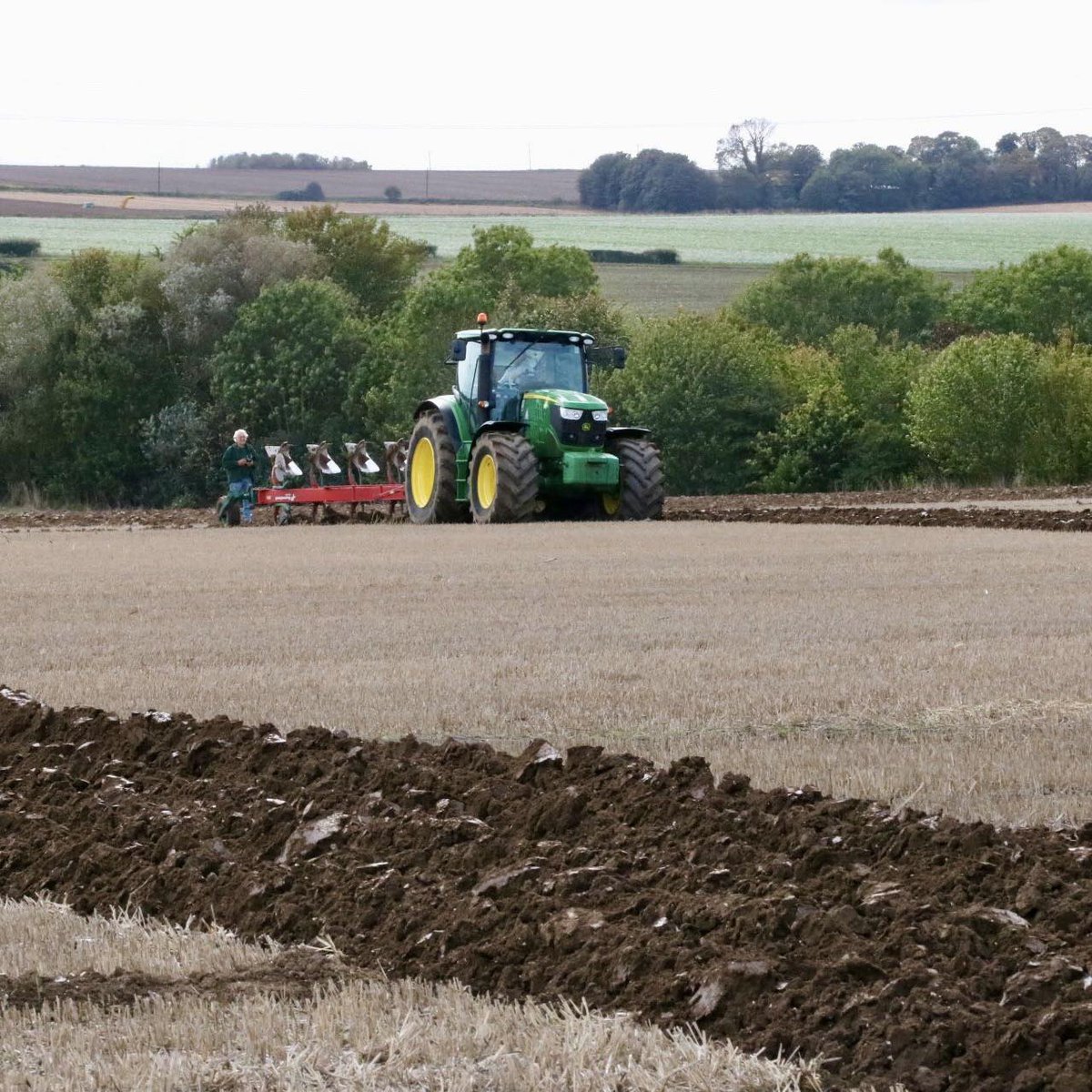CommunityAd's tweet image. Quex park’s East Kent Ploughing Match saw a fantastic turnout
From ploughing demonstrations to vintage tractor nostalgia, it was a day full of local tradition.
📸 Quex Park Event Coordinator Jill Hewett.
#LocalCommunity #EastKent #Events #QuexPark #Kent #PloughingMatch #Local