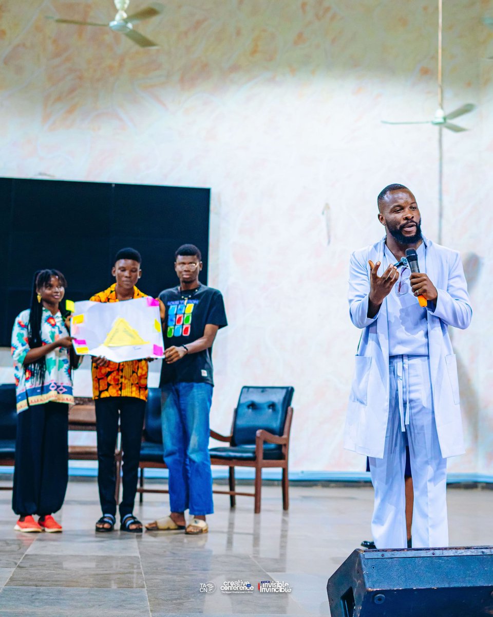 CreativeXComm's tweet image. Our second game session was all about turning given items into something unique. 
The ideas wowed the crowd creativity + teamwork in action!

Lesson: it’s not just what you create, but how you pitch &amp;amp; communicate its value. 💡

#CreativeConference #BeninCreatives #TACN