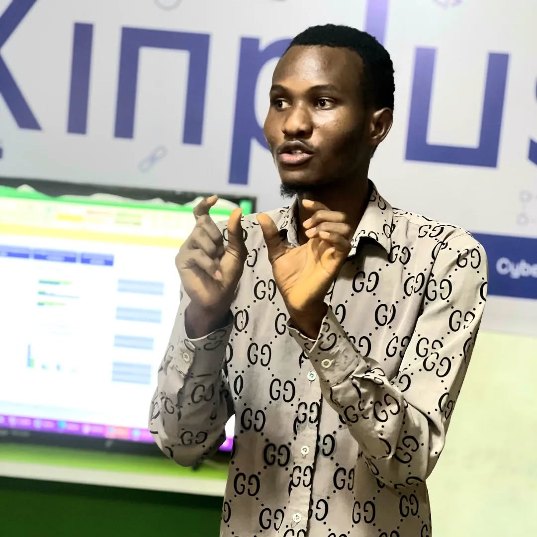 kinplustech's tweet image. Our trainees and interns made words powerless with action! They showed off incredible hands-on projects from responsive apps and cybersecurity solutions to data analysis tackling real-world problems.
 The future of tech starts here! 
#KinplusTech #YoungInnovators #TechAfrica #IT