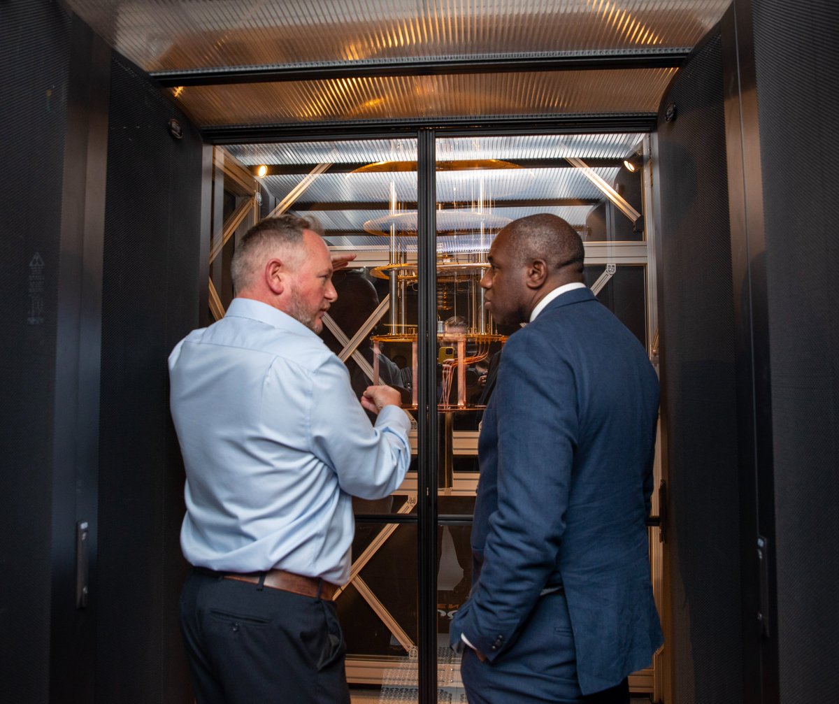 OQC_Tech's tweet image. ✨We were honoured to welcome @DavidLammy UK Deputy PM, to OQC’s Quantum AI Data Centre - home to the first quantum computer in NYC.

The UK–US tech partnership is powering breakthroughs in #QuantumComputing, #AI &amp;amp; beyond.

#TechPartnership #OQC