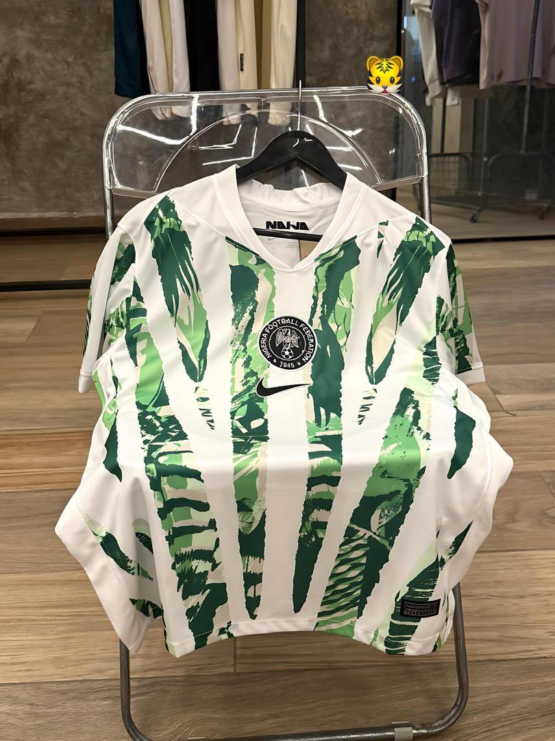jhaytee0's tweet photo. AHEAD OF INDEPENDENCE DAY!! 🇳🇬 

Don’t feel left out!!
Nigeria wafcon official merch now available in store

M, L, XL, XXL

🏷️ 17,000

Kindly repost!!! https://t.co/ZERY32EqTt
