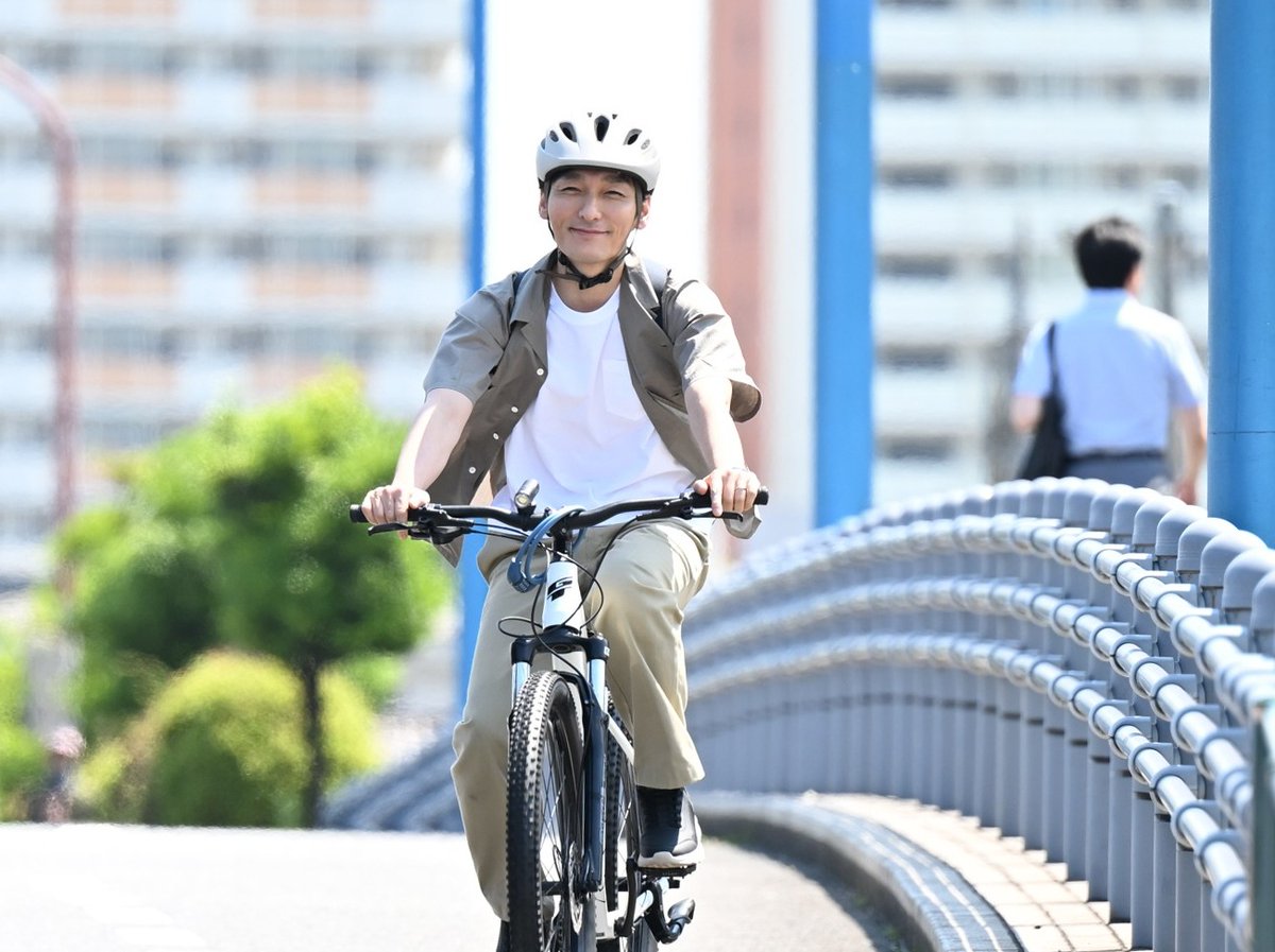 草彅剛 インタビュー🎤
ドラマ『終幕のロンド』10/13スタート

初の遺品整理人を演じて思う
“死”との向き合い方

エンターテイナーとしての覚悟も語る
｢幕が降りた瞬間､そこからまた始まりだと｣
oricon.co.jp/news/2407239/?…

#草彅剛 #終幕のロンド
<a href="/ksngtysofficial/">草彅 剛</a> <a href="/shumaku_rondo/">『終幕のロンド』10月クール月10ドラマ【公式】</a>
