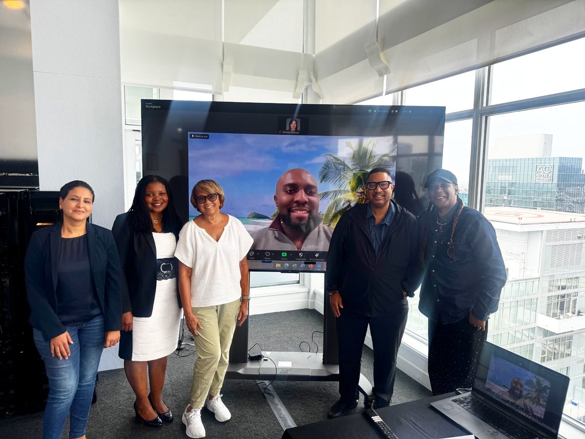 T4Leader tweet media