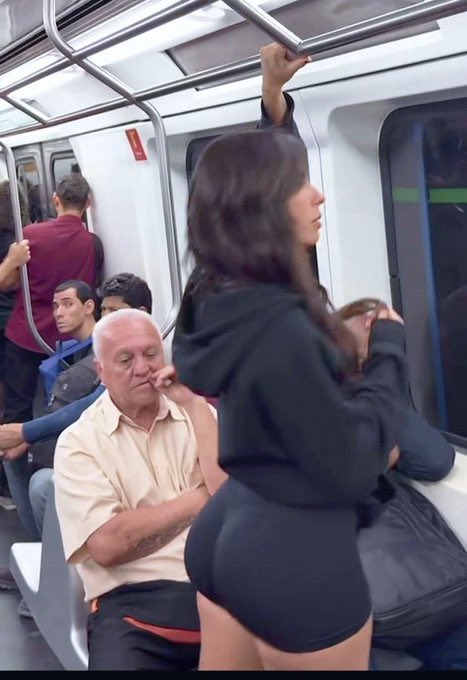 Me looking at how this generation is very lucky😋😋