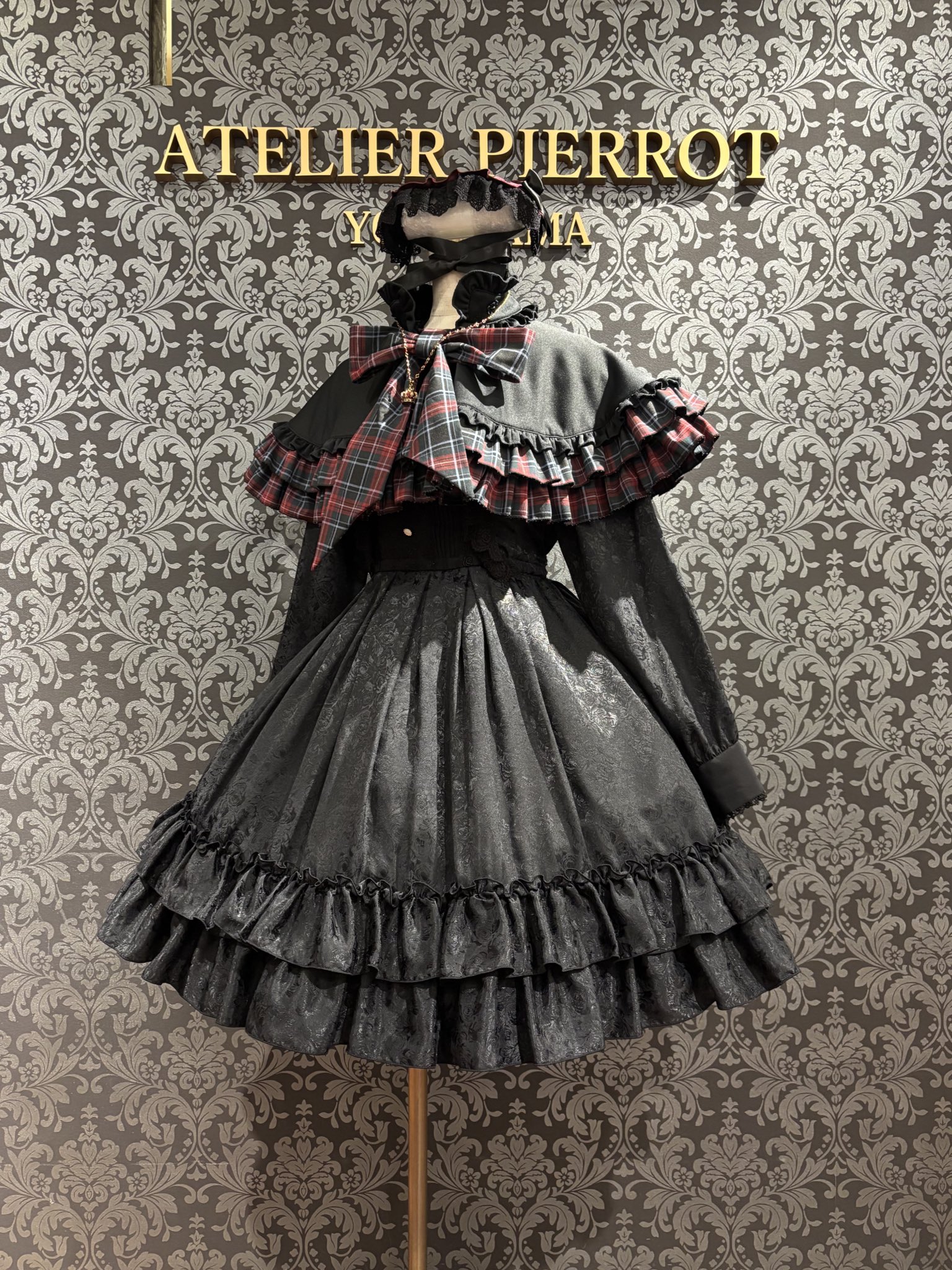 【新品未開封】ATELIER PIERROT ローズジャガードワンピース ☆Pina～Sweetcollection～入荷＆予約アイテム紹介☆ | ATELIER