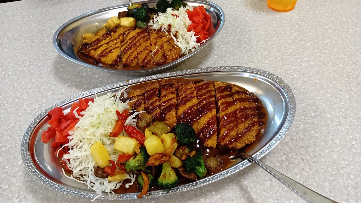 無事婚姻届受理されたので嫁と遅めのお昼ご飯！！