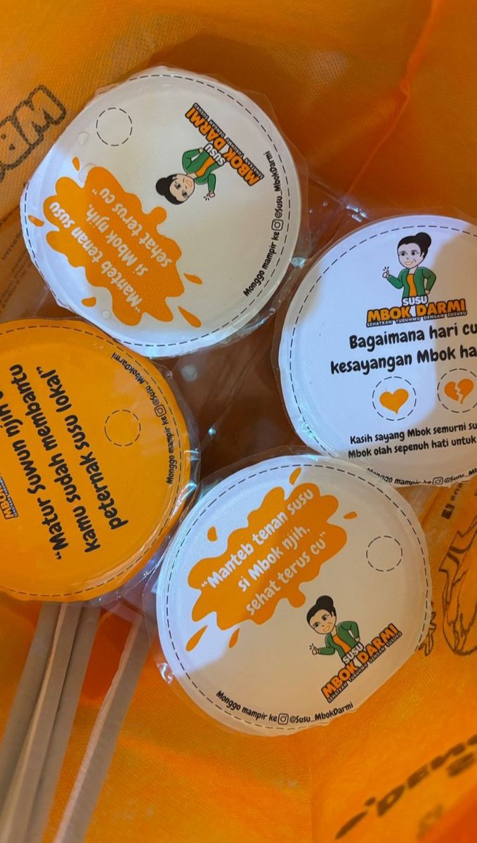 Kalian wajib coba Darmi Hydro Coco ini sih, seger bgttt di cuaca yg super panas!! #SegarnyaAsli