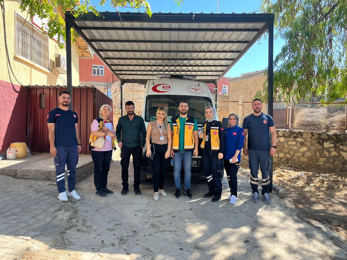 mardinilsaglik's tweet photo. Müdürlüğümüz İl Ambulans Servisi Başhekimliği Kalite Birimi tarafından, 2025 yılı 2. dönem özdeğerlendirme çalışmaları kapsamında il genelindeki ambulans ve acil sağlık hizmetleri istasyonlarında yerinde inceleme ve değerlendirmeler yapılmaktadır. Bu çalışmalarla, verilen hizmetlerin kalite standartlarına uygunluğu gözden geçirilmekte, güçlü yönler ile iyileştirilmesi gereken alanlar belirlenmektedir.
@acilafetgovtr