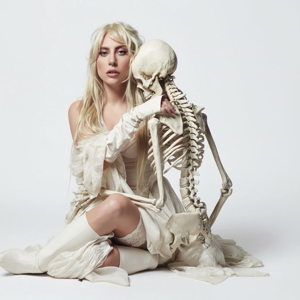 Gaga Archives (@kandyxwarhol) on Twitter photo 