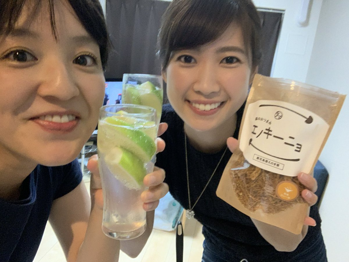 ontama_mbs's tweet photo. #おんたま　
今日は
玉ちゃんの誕生日！！！！！！！
おめでとぅぅぅぅぅぅ❣️
写真はぶれても私たちは
色んな意味でぶれないでおこうぜ！！！
いぇい！ https://t.co/dbt8QPXjIh