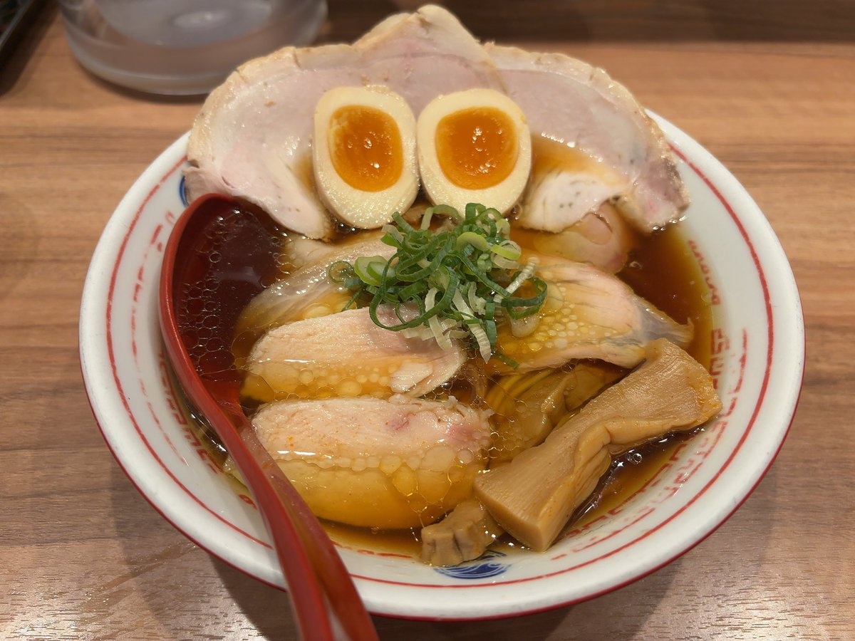 ゲームショウ行ってきた。
疲れた！
ラーメン食べて帰る🍜