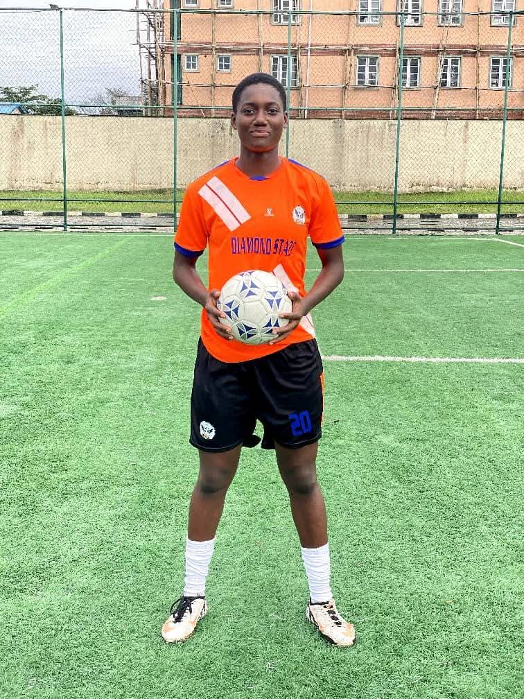 6ft tall female footballer at 15.  Playing Defensive Midfield like Yaya You're and Center Forward like Erling Halaand. 

Chuwkuemka Chisom Emmanuella.