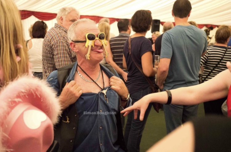 Elvis will be in house pretty soon and I can’t wait to be there…! 😂 Who’s going? #elvisfestival #streetphotography