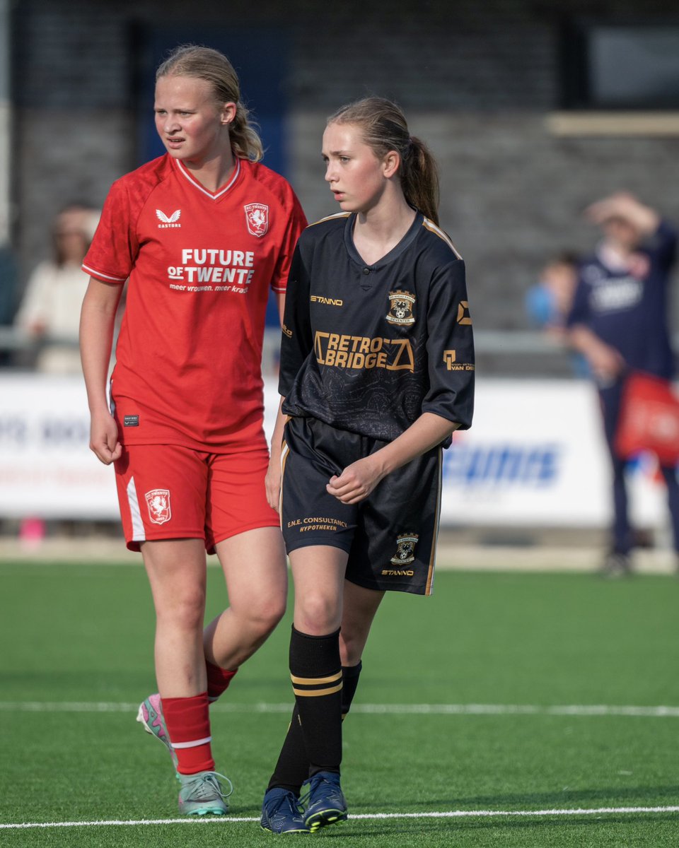 Go Ahead Eagles Voetbalacademie ๐ฆ
 (@kowetjeugd) on Twitter photo ๐งก๐ณ๐ฑ ๐ ๐ฎ๐ฟ๐๐ฒ ๐ฆ๐ฐ๐ต๐ฒ๐ฝ๐ฒ๐ฟ๐ & ๐๐ฒ๐ฏ๐ฒ ๐๐ผ๐๐๐ฒ๐ฟ๐ zijn geselecteerd voor de voorlopige selectie van het Nederlands elftal. Marte voor de MO15 en Febe voor de MO16.
#waartalentenvleugelskrijgen ๐งก๐ณ๐ฑ ๐ ๐ฎ๐ฟ๐๐ฒ ๐ฆ๐ฐ๐ต๐ฒ๐ฝ๐ฒ๐ฟ๐ & ๐๐ฒ๐ฏ๐ฒ ๐๐ผ๐๐๐ฒ๐ฟ๐ zijn geselecteerd voor de voorlopige selectie van het Nederlands elftal. Marte voor de MO15 en Febe voor de MO16.
#waartalentenvleugelskrijgen