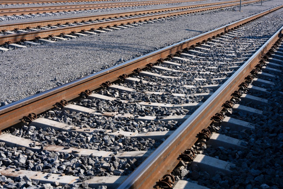 Etenemme aikataulussa kohti hankkeemme seuraavaa vaihetta, yleissuunnitelman käynnistymistä keväällä 2026. Kilpailutuksen suunnitteluttamistehtävistä yleissuunnitteluvaiheessa voittivat <a href="/Rejlers/">Rejlers</a> ja <a href="/Welado/">Welado</a>.

itarata.fi/itarata-valits…