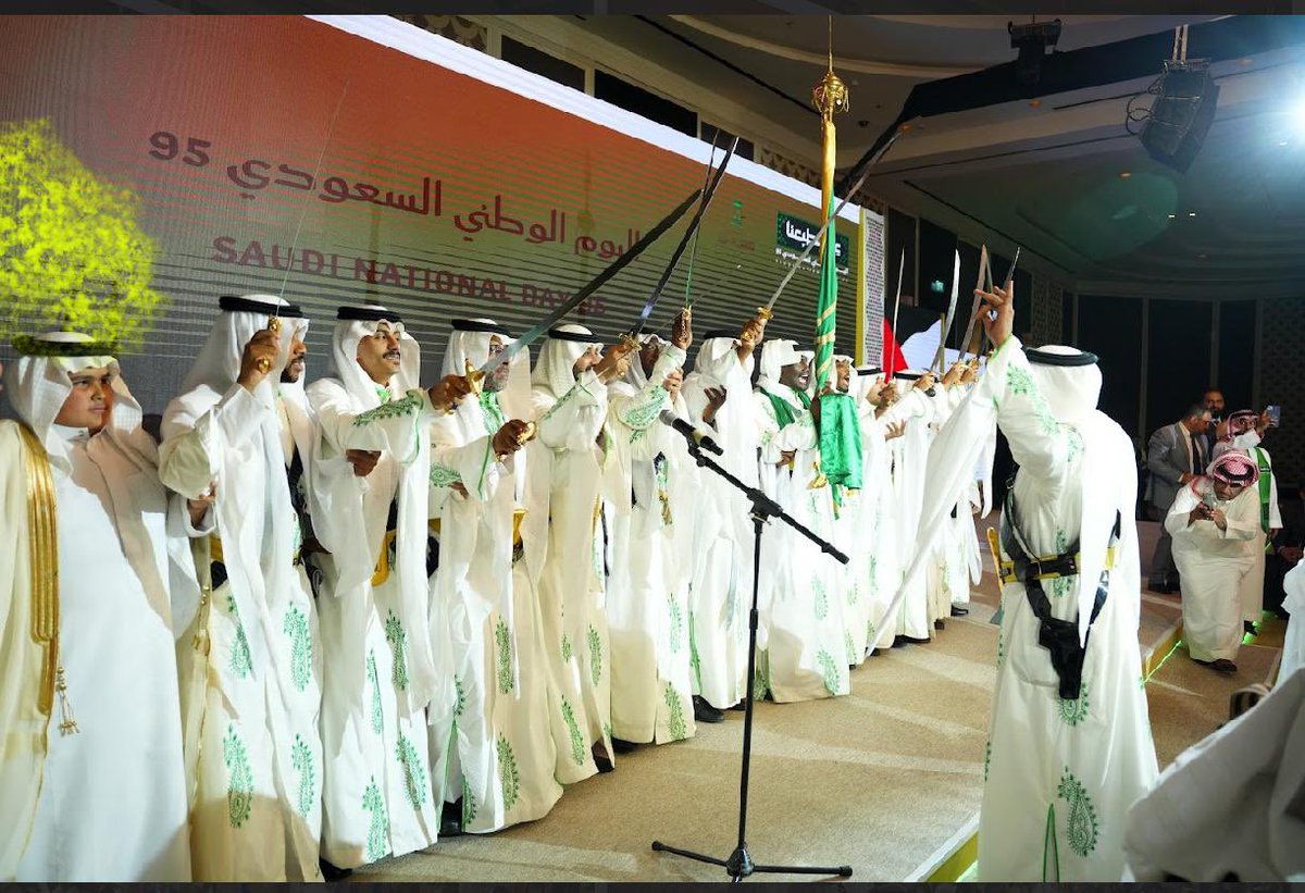 أقامت السفارة حفلاً بمناسبة
 #اليوم_الوطني_٩٥ إستقبل فيه القائم بالأعمال بالإنابة #محمد_بن_حسن_مونس <a href="/monis557/">M.MONIS</a>وبحضور معالي#نانسي_نمروقة وزير الدولة للشؤون الخارجية عدد من أصحاب السمو والمعالي والسعادة والسفراء المعتمدين لدى #المملكة_الاردنية_الهاشمية وأعضاء البعثة.
#عزنا_بطبعنا