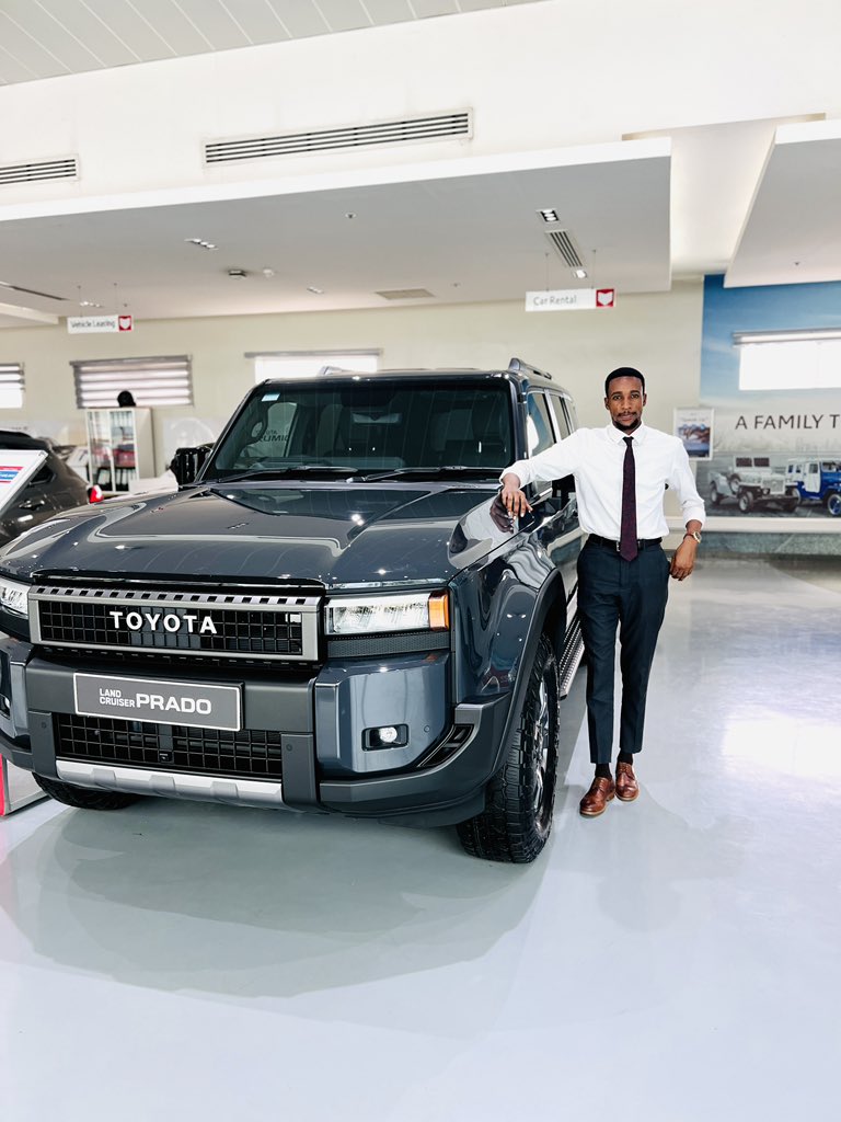 Good morning beautiful people 😍

Toyota Land Cruiser Prado 2024 model 
$105,000