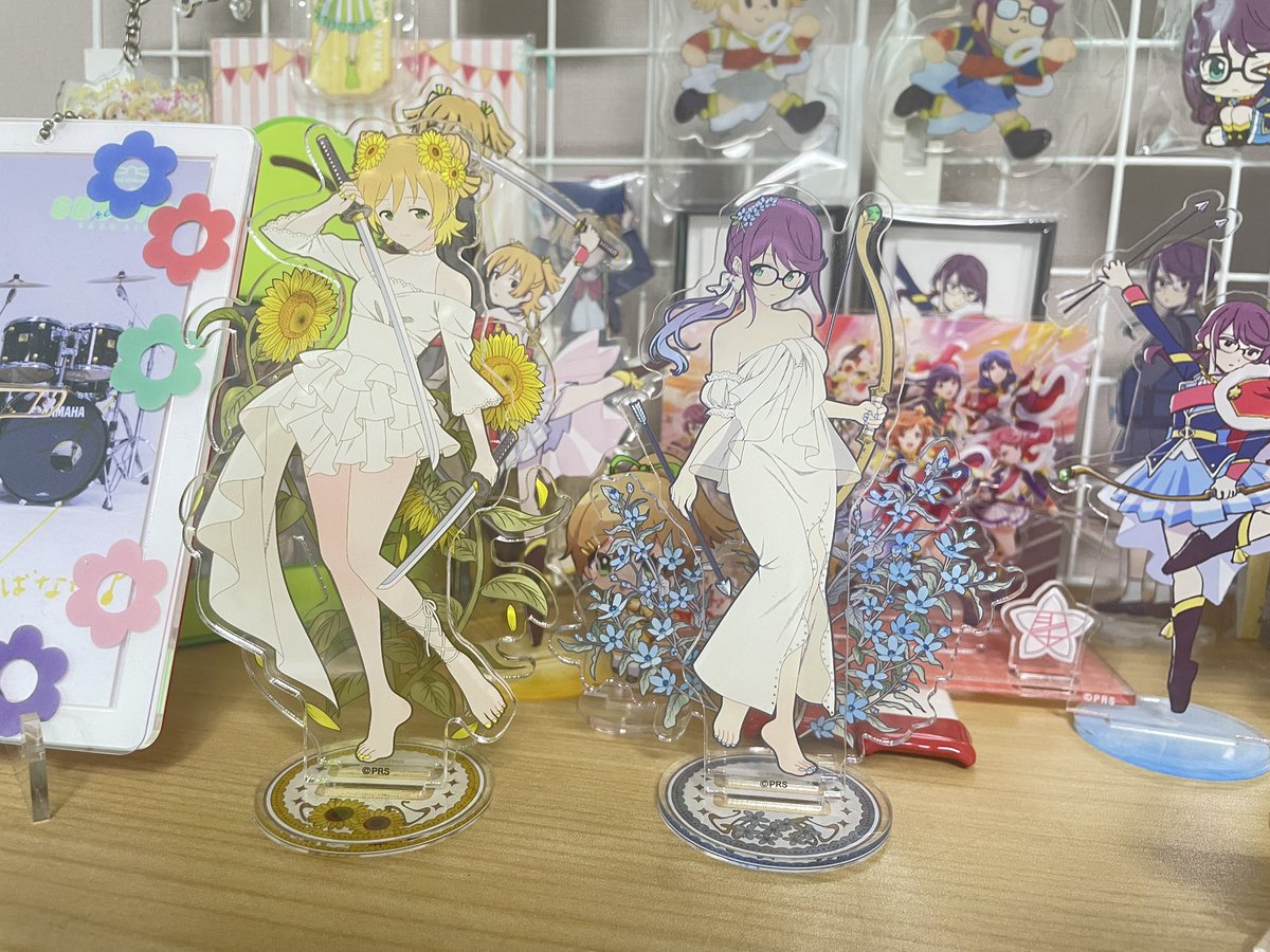 꽃의 여인 아크릴스탠드 실물 넘 예뻐요