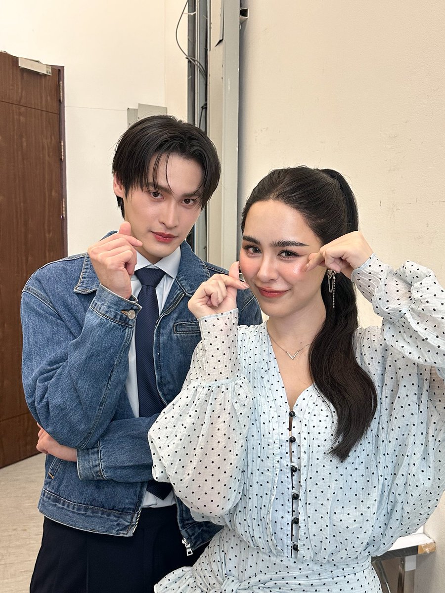 WutMovie's tweet image. KAOPP 1ST PHOTOBOOK

#KAOPPFansignLoveNoLimit
#NescafeRedCupXKaoNoppakao 
#number_9th