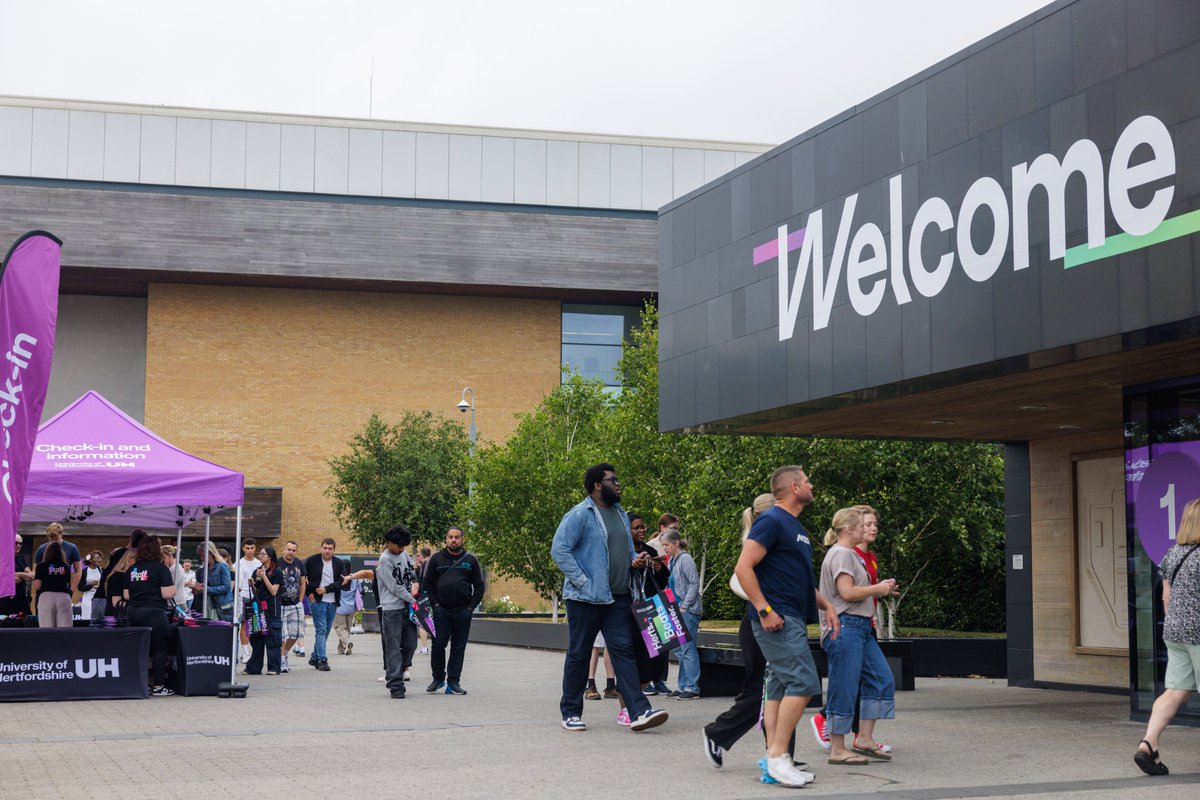 Explore Herts at our Open Day on 18th October. Attendees can travel to campus FREE on the bus or be reimbursed for car mileage. Learn about our exciting history degree and find your place at <a href="/UniofHerts/">University of Hertfordshire</a> 
herts.ac.uk/study/open-day…