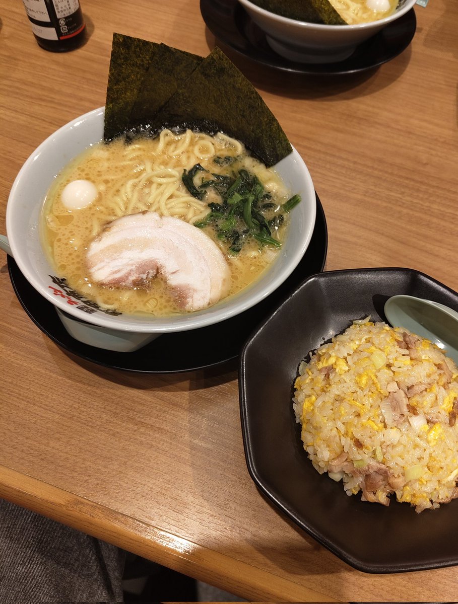 本日OPENからいますー
是非お越しください🦸‍♂️
⬇町田商店