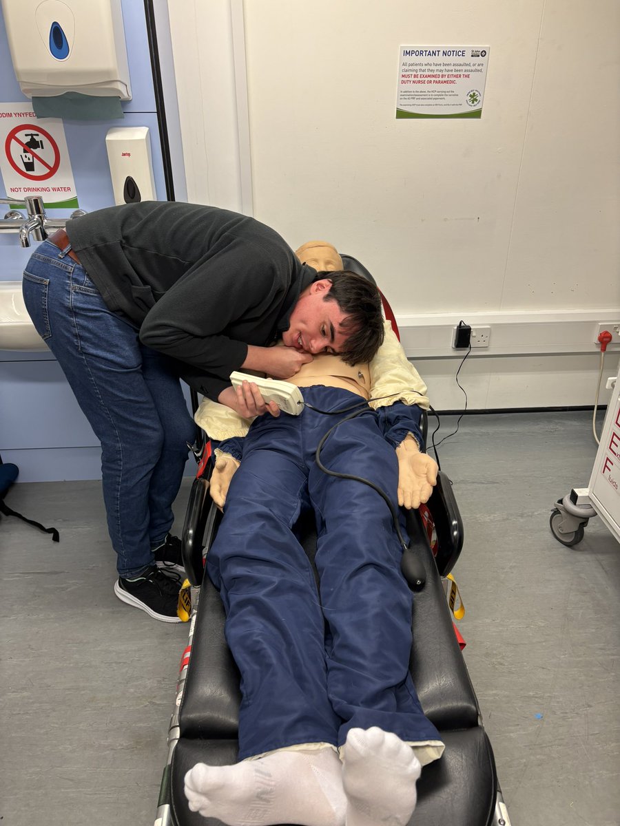 Facilitated another scenario evening at Swansea Help Point with the brilliant <a href="/SJACWestGlam/">St John Ambulance Cymru - West Glamorgan</a> team last night 🙌 They’ve brought Sim Man back to life, so we took him for a test drive — lots of ideas brewing for future sessions! Pictured: Jack testing out every new noise 🩺